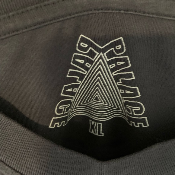 Palace Jenny tee XL - Picture 2 of 5